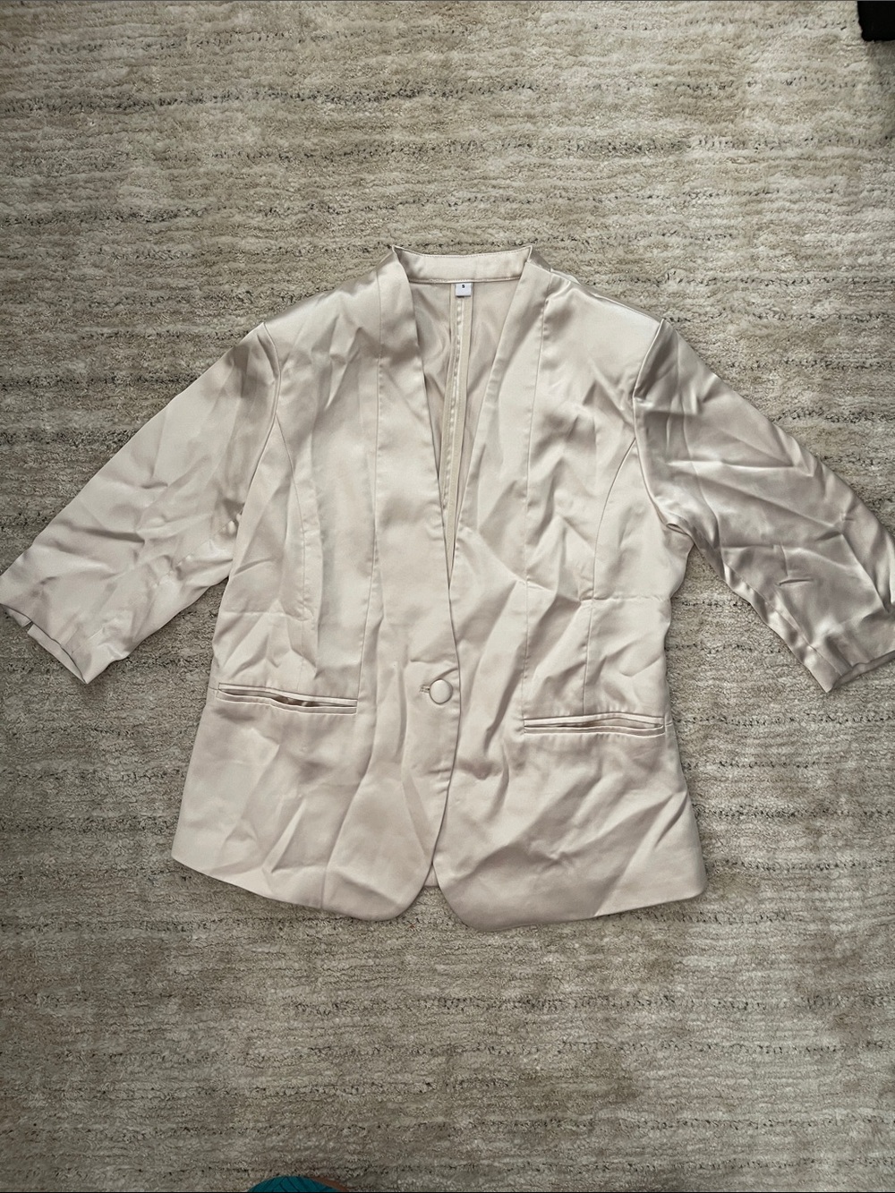 Women’s Cream Satin Single-Button Blazer